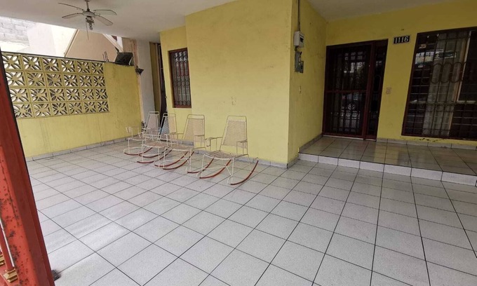 San Nicolas de los Garza House | COMPLETE HOUSE LAS PUENTES 12 SECTOR