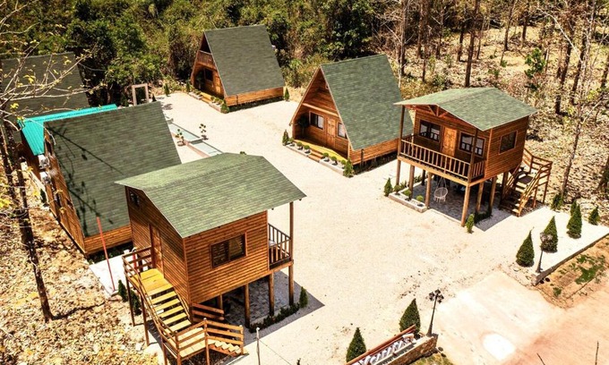 Santa Ana Villa | Complete Family Villa 6 Houses 10 Beds AC