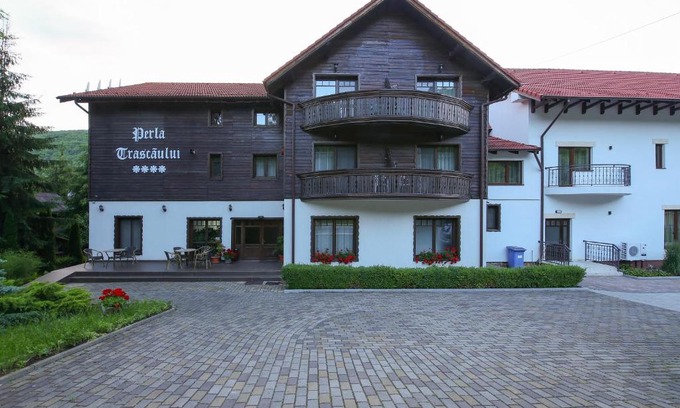 Rimetea House | Complex Turistic Perla Trascaului
