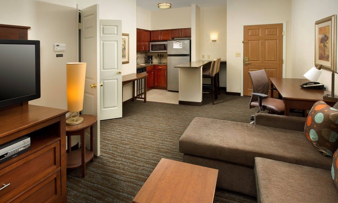 Morrisville Condo | Complimentary Breakfast Buffet + Free Wi-Fi | Close to Research Triangle Park