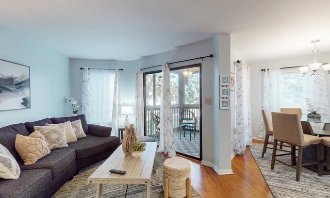 North Myrtle Beach Condo | Condo ∙ 2 bedrooms ∙ 6 guests