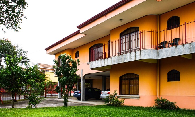 San Pedro Apartment | CONDO CASA INN # 4, near the main UNIVERSITIES COSTA RICA.