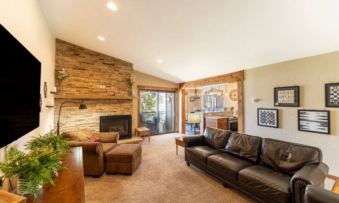 Dillon Condo | Condo in Dillon Overlooking Amphitheater & Sweeping Mountain & Lake Views!