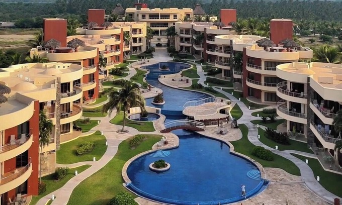 Villanueva Apartment | Condominium