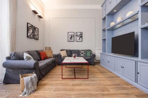 Ruggero Settimo Apartment | Constance Luxury Apartment by DomuSicily