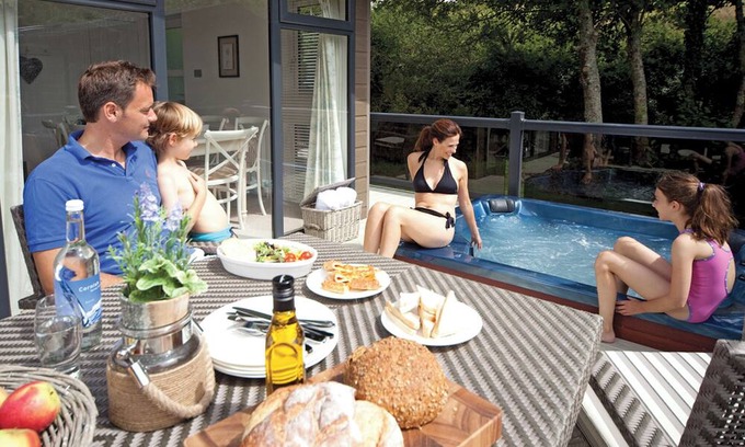 Mullion Ski Chalet | Constantine Premier Lodge