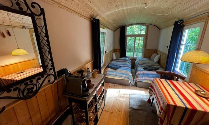 Kleve House | Construction trailer - in the middle of nature