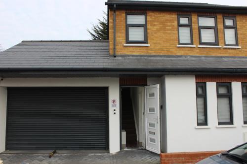 West Thurrock House | Contemporary 2bed house with Parking
