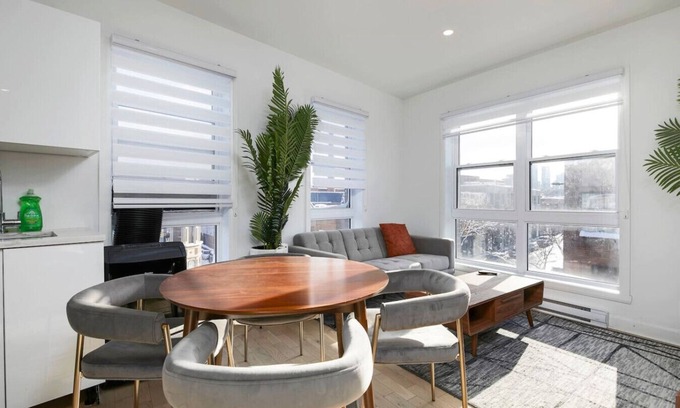 Sainte-Marie Apartment | Contemporary 2BR Retreat in MTL's Gay Village