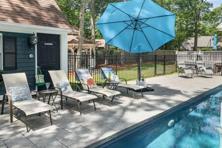 Osterville House | Contemporary Gem with Private Pool