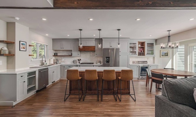 Alyeska House | Contemporary Girdwood Getaway