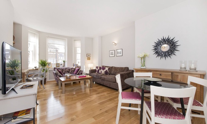 Lancaster Gate Apartment | Contemporary living 50 metres away from Hyde Park II