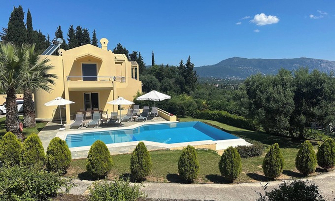 Gouvia Villa | Contemporary & Modern 4 Bedroom Villa | GOUVIA