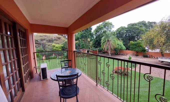 Harare Apartment | Contemporary spacious guesthouse surrounded with green garden and pool in Mount Pleasant - 2063