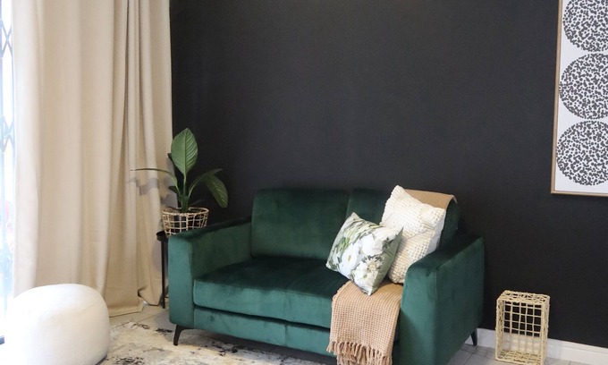 Tshwane Apartment | Contemporary stylish apartment at the Blyde Riverwalk Estate