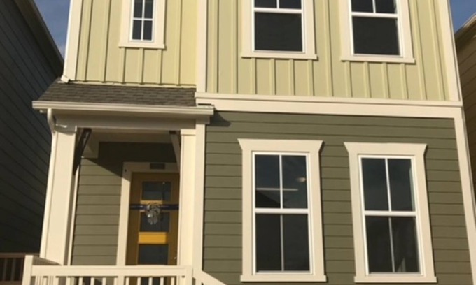 Mueller House | Convenience, Cleanliness and Creature Comforts!