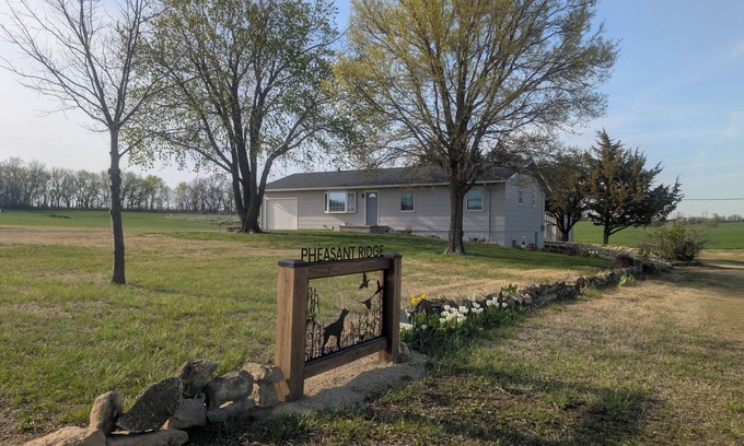 Chapman House | Convenient 3-bedroom rural home near Milford Lake