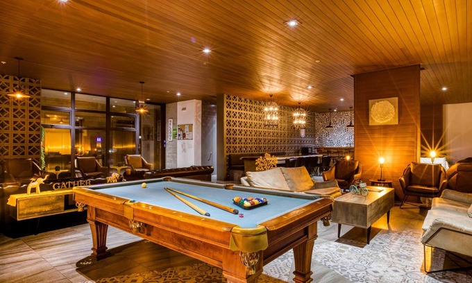 Avenida Revolucion Apartment | Cool Apt w/Balcony: Business Lounge+Gym+24-7/ SEC