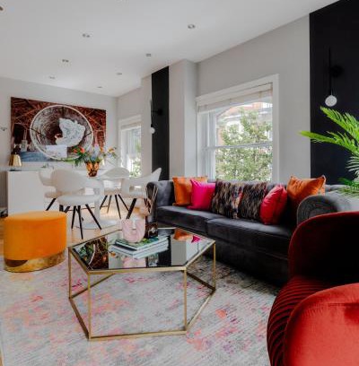 Bloomsbury Apartment | Cool Covent Garden Theatre Design Hub for Families Friends Couples