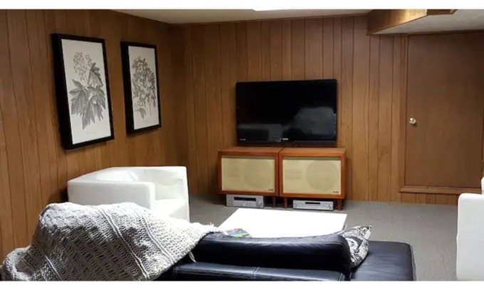 Escanaba Apartment | Cool furnished Apartment Near Downtown Escanaba