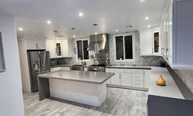 Spring Valley House | Cool house for adults and kids!