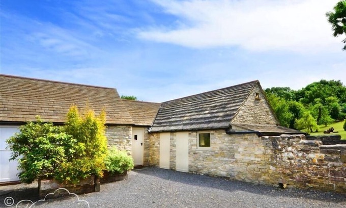 Swanage Cottage | COOMBE ORCHARD, pet friendly, with a garden in Swanage