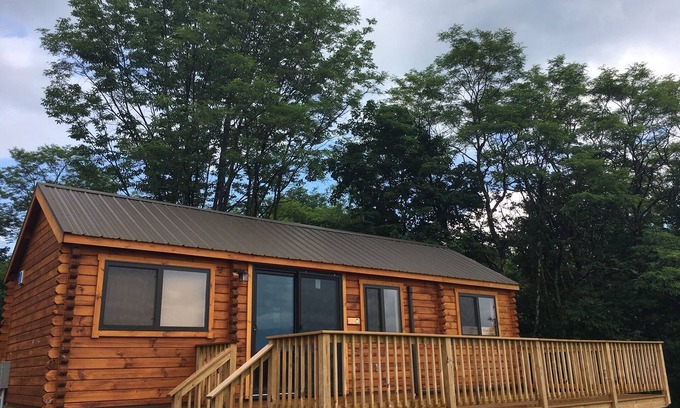 Milford Cabin | Cooperstown Double Play Hilltop Cabin A