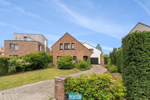 Sint-Andries House | Coppietershof - spacious home with garden near historic Bruges
