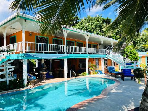 Surfside Hotel | Coral Cove Inn