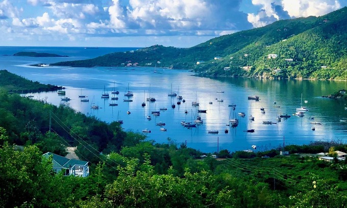 Upper Carolina House | Coral Livin' - Enjoy the Views, Gentle Breezes and Charm of Coral Bay