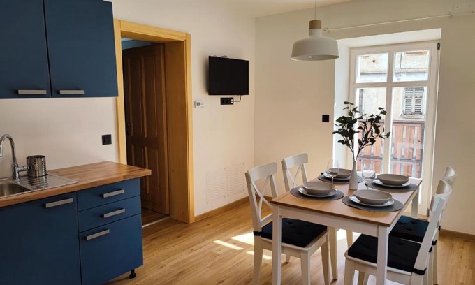 Lesce Apartment | Corner House Apartments near Lake Bled