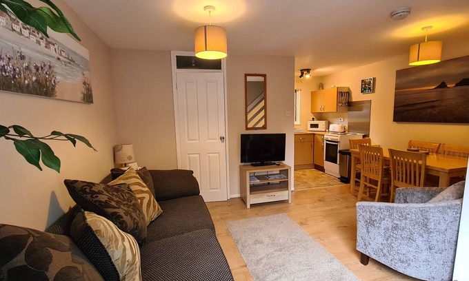 Saint Erth Praze Ski Chalet | Cornish Cottage in Hayle near to St Ives