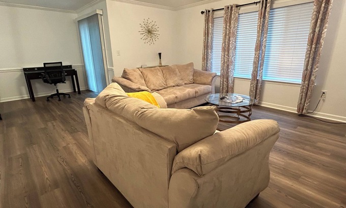 Sheffield Park Apartment | Corporate Apartments Near Uptown Charlotte