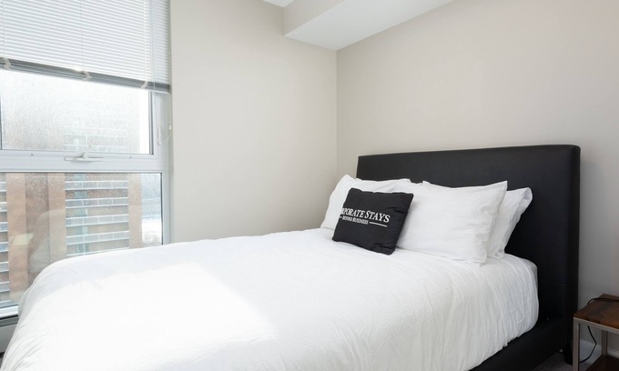 North Central Edmonton Apartment | Corporate Stays Hendrix Aparments