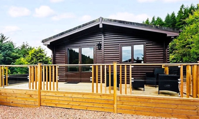 Dollar Cottage | Corrie Lodge - sleeps 4 guests in 2 bedrooms