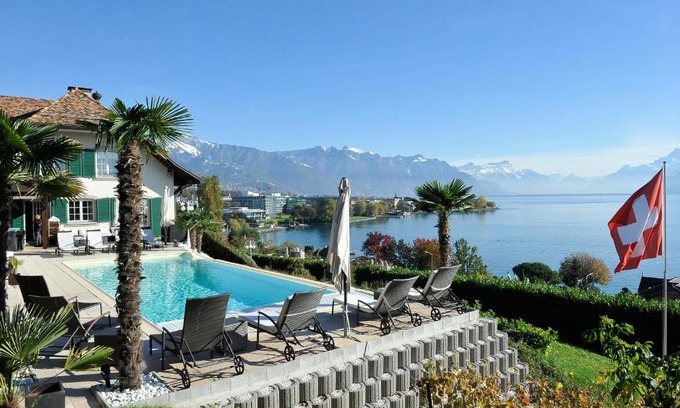 Corseaux House | Corseaux Beach rooms-Riviera Beach apartments