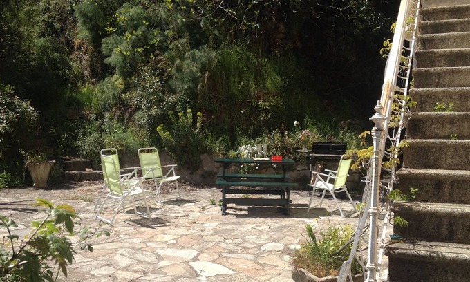 Guiselle Apartment | Corte apartment with garden and terrace