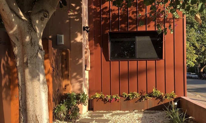 Norwood House | Cosmopolitan Norwood - City convenience