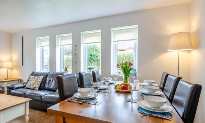 Brodick House | Cosy 3 bedroom home in centre of Brodick