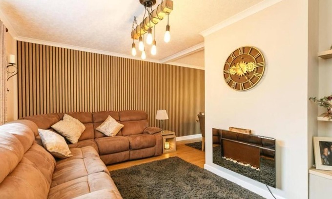 Aberdeen House | Cosy 3-Bedroom House near ARI, University of Aberdeen/Foresterhill, City Centre