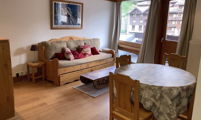 Val-d'Isere Apartment | Cosy 6-bed apartment in the center of the resort