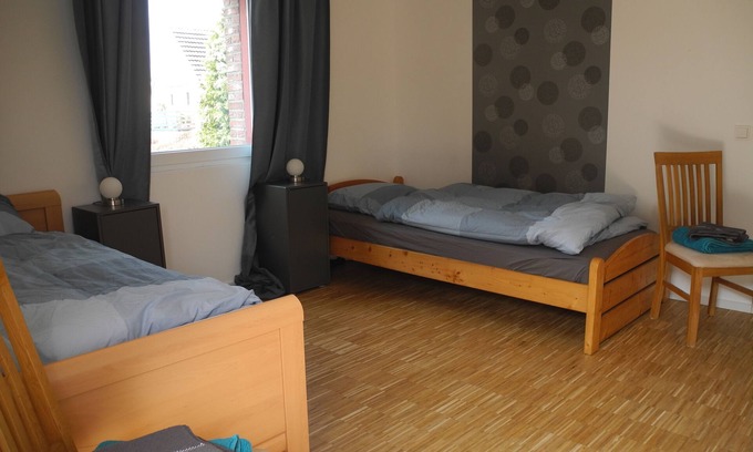 Schloss Holte-Stukenbrock Apartment | "Cosy" apartment with roof terrace & attic gallery