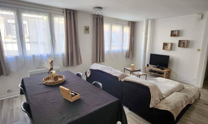 Rosendael Apartment | Cosy apartment, 20 minutes from the beach (on foot) - Pets welcome.