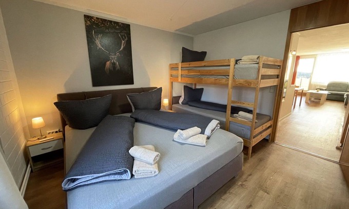 Sankt Englmar Apartment | Cosy apartment for 4 people with WIFI, pool, TV, balcony and parking