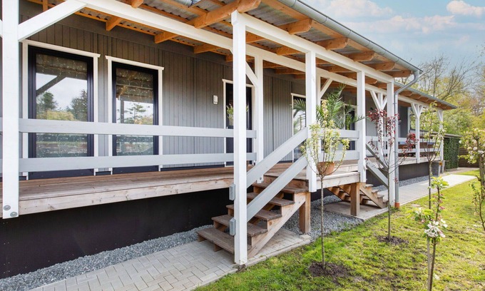 Osten Apartment | Cosy apartment for 4 guests with WIFI, TV, terrace and parking