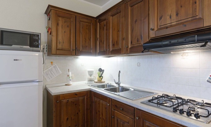 Onzo Apartment | Cosy apartment for 4 people with WIFI, TV, patio, pets allowed, panoramic view and parking
