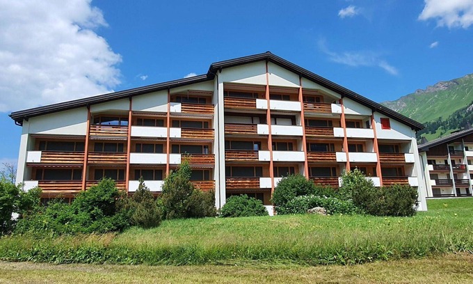 Parpan Apartment | Cosy apartment for 4 people with WIFI and balcony