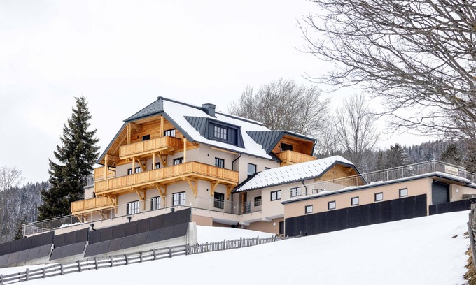 Mauterndorf Apartment | Cosy apartment with pool