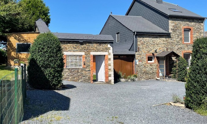 Paliseul House | Cosy cottage with sauna and bubblebath near Bouillon