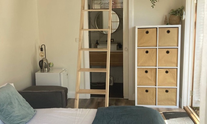 Olinda Cottage | Cosy bespoke Cottage in Olinda-central location